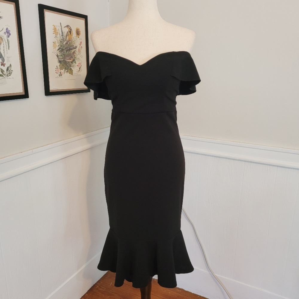 Emerald Sundae Black Off Shpulder Cocktail Dress Small